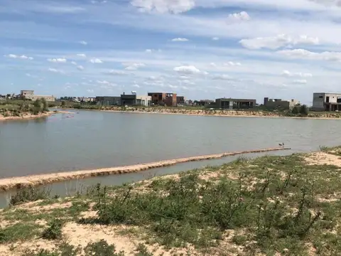 Venta de Lote a Laguna en Santa Clara al Sur