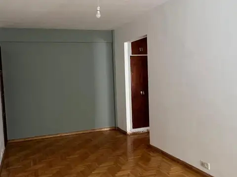 Treinta Y Tres Orient 1000, Piso 1