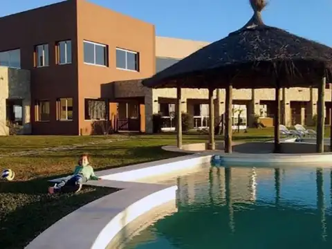 Terreno en Venta en La Alameda, USD 74.999