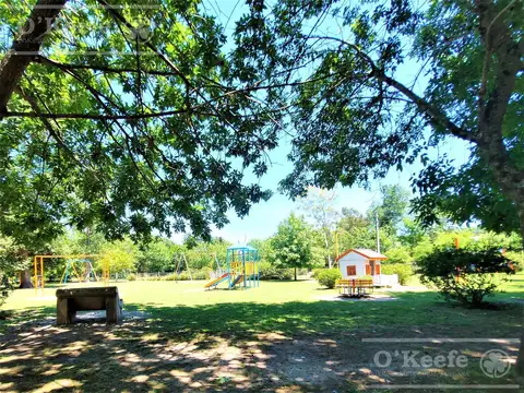 Casa a estrenar  5 ambientes en El Carmencito Hudson Berazategui