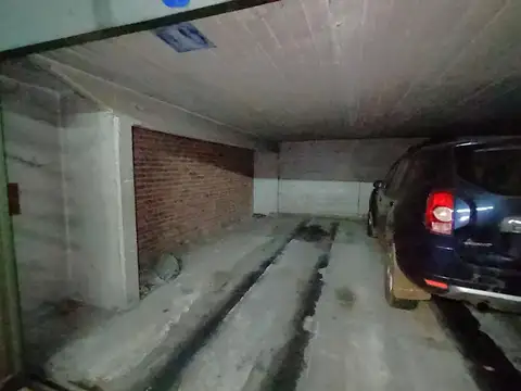 VENTA COCHERA EN RETIRO - RODRIGUEZ PEÑA Y AV. LIBERTADOR