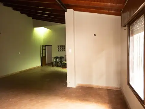 Oficina 3 ambientes con 1 baño