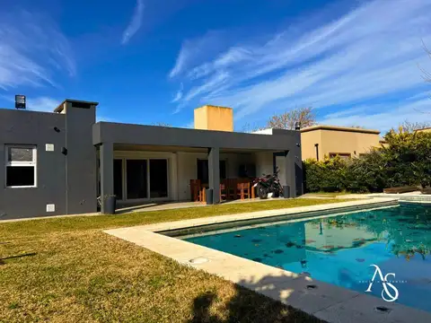 Casa en Venta en Country Club Los Cardales, USD 268.000
