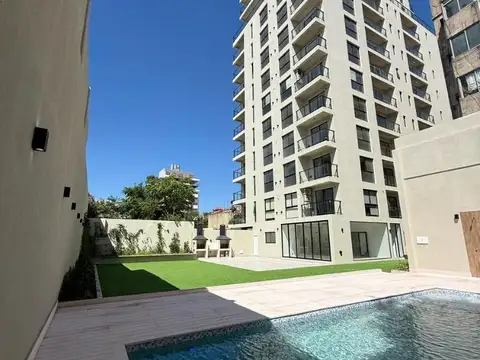 3 AMB PANORAMICO con piscina, solárium y espacios