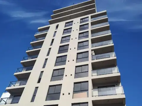 Pergamino 100, Piso 2°
