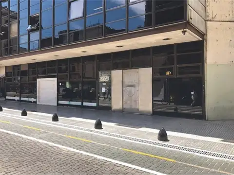 LOCAL - ALQUILER - MONTSERRAT - 300 M2  