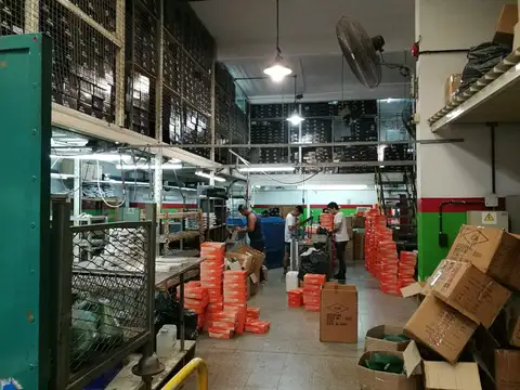 VENTA GALPON CON RENTA