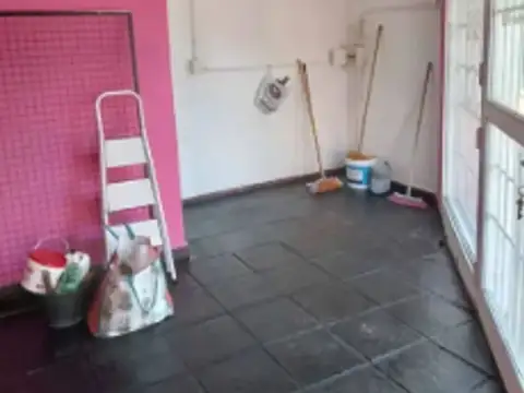 Local en Alquiler en Ituzaingó Norte, $ 600.000
