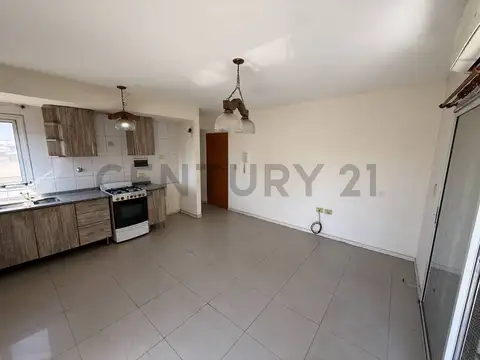 VENTA DEPARTAMENTO 2 AMBIENTES CON BALCON EN LANÚS