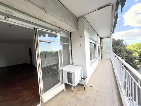 Departamento 4 ambientes con 2 baños