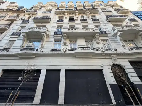 VENTA DEPARTAMENTO 7 AMBIENTES CON BALCÓN FRANCÉS EN SAN NICOLAS