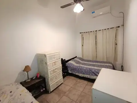 CASA 2 DORMI C/QUINCHO BALCON Y TERRAZA EN VENTA