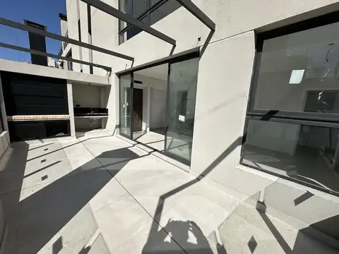 Venta Duplex de 5 Ambientes en Barrio Norte