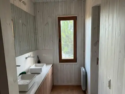 Casa en Alquiler Temporal en Costa Esmeralda, $ 300