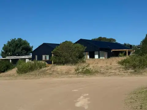 Casa en Alquiler Temporal al Este