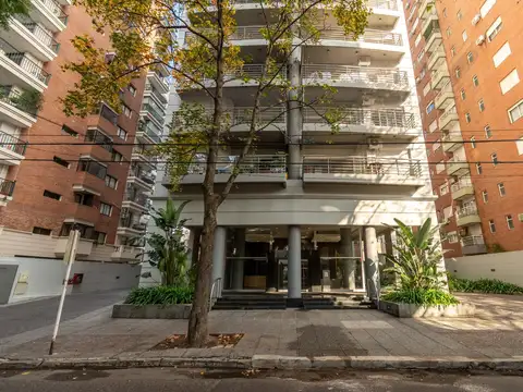 Luminoso departamento con cochera y balcón en alquiler, ubicado en La Isla de Olivos, Vicente López.