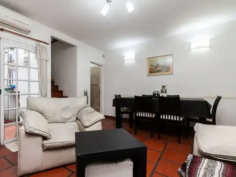 Depto Tipo Casa 3 ambientes con 2 baños