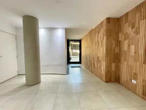 Departamento monoambiente con terraza y balcón  en alquiler