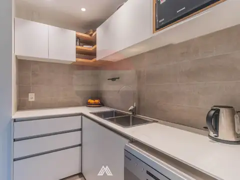 Departamento en Alquiler en Carrasco , USD 1.800