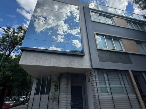 Depto Tipo Casa en Venta de 5 ambientes