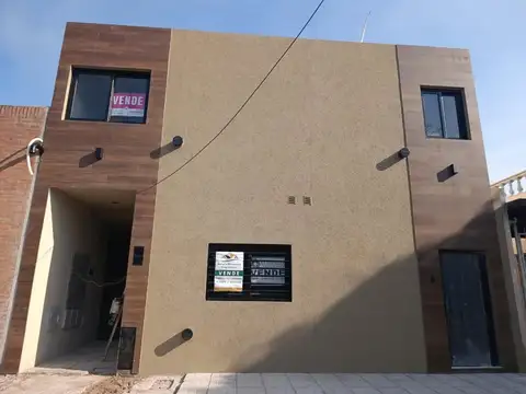 Complejo de 8 duplex a estrenar en Venta.