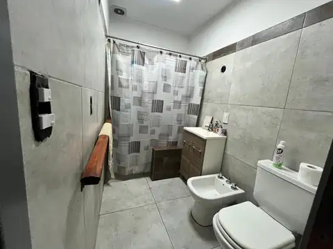 Depto Tipo Casa 3 ambientes con 2 baños