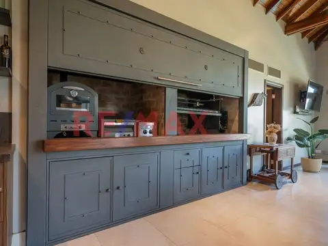 VENTA CASA 6 AMBIENTES DOBLE LOTE SAINT THOMAS