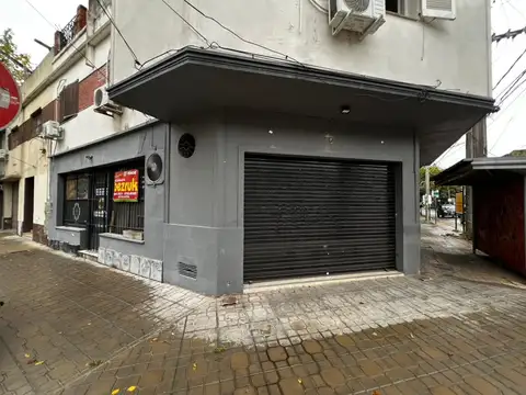 Local de 2 ambientes en venta en Olivos