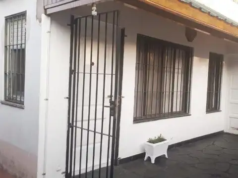 Casa  en Venta en Quilmes, G.B.A. Zona Sur, Argentina