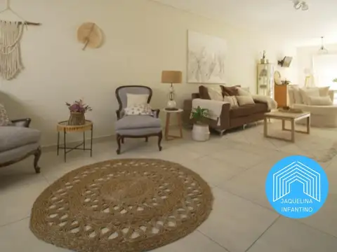 Casa 6 ambientes - Ramos Mejía