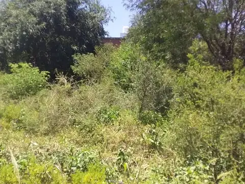 VENTA TERRENO PARQUE SIQUIMAN 830M2 CON ESCRITURA 