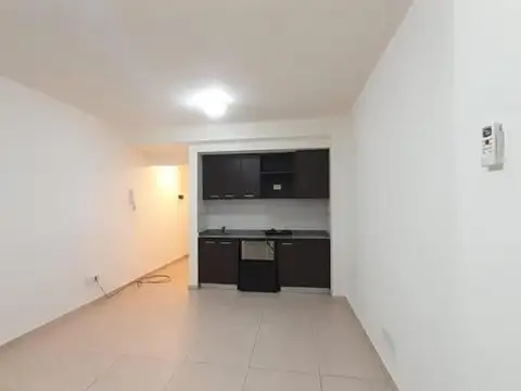 Venta. Monoambiente. 40m². Patio. Almagro. Apto Profesional