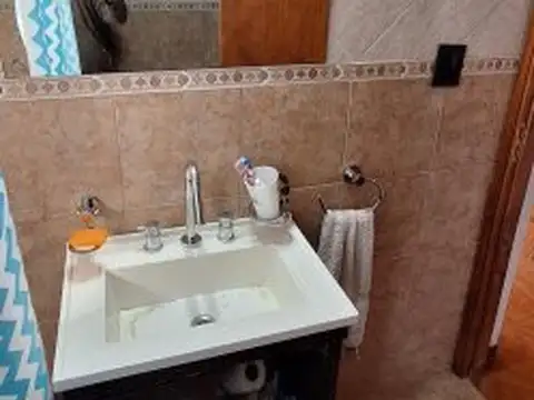 J.V.GONZALEZ 900 , Piso 1