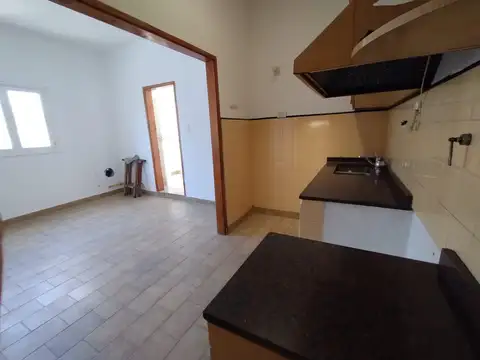 Depto Tipo Casa 3 ambientes con 1 baño