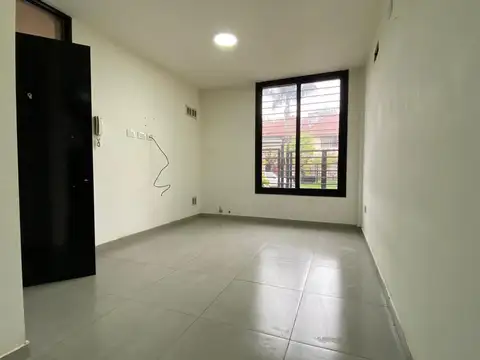 Depto Tipo Casa 2 ambientes con 1 baño