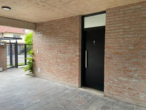 Depto Tipo Casa en Alquiler de 2 ambientes