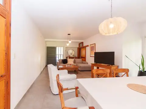 Casa en Venta en Manuel B Gonnet, USD 240.000