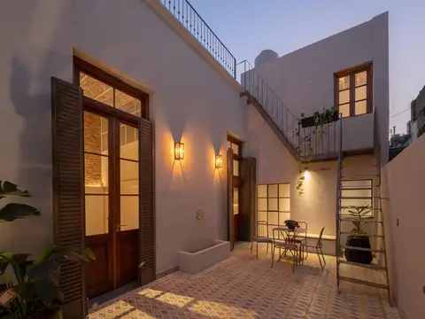 CASA DE PASILLO 2 DORMITORIOS + COMODÍN - OV LAGOS 200 - PICHINCHA