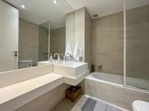 Departamento 5 ambientes con 3 baños
