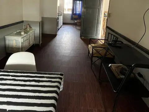 Casa en Venta con 4 cocheras