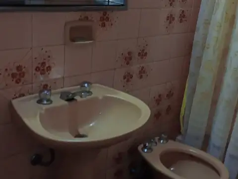 2 propiedades en muy buena zona 