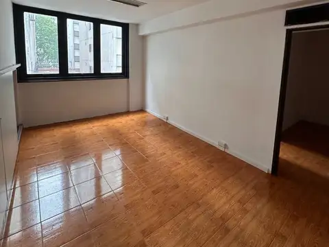 Avenida Hipólito Yrigoyen 1300