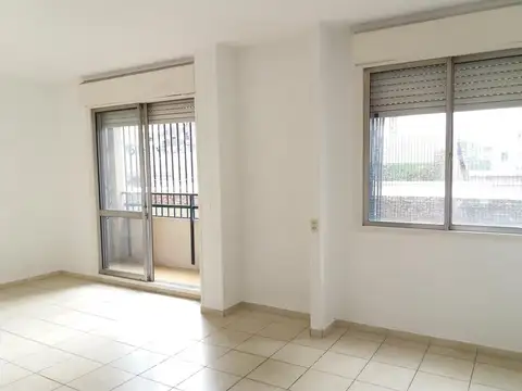 2 Dormitorios mas comodín Contra Frente