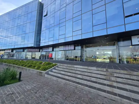 VENTA DE OFICINA EN MERIDIANO  - PILAR