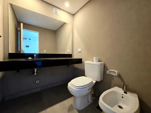 Oficina en Venta en Pilar, USD 140.000