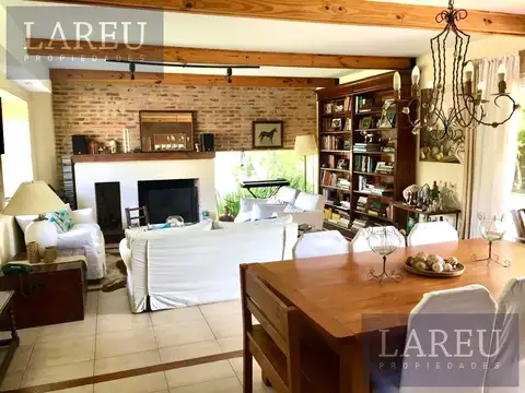 Casa en el Barrio Privado El Lucero