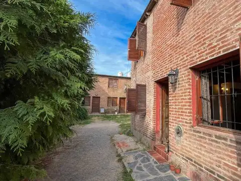 VENTA EN BLOCK 4 DEPARTAMENTOS DUPLEX TANDIL