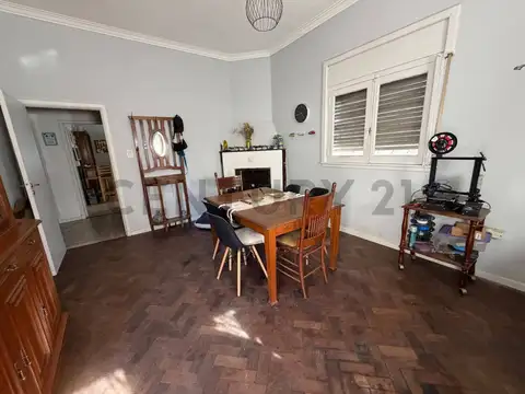 VENTA DE CASA 3 AMBIENTES CASTELAR NORTE