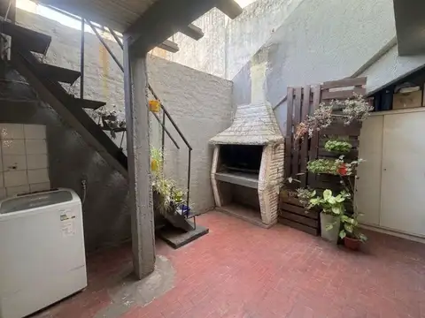Depto Tipo Casa en Venta de 4 ambientes