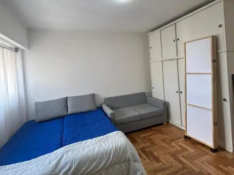 Nicasio Oroño e/ Yerbal y Avenida Rivadavia